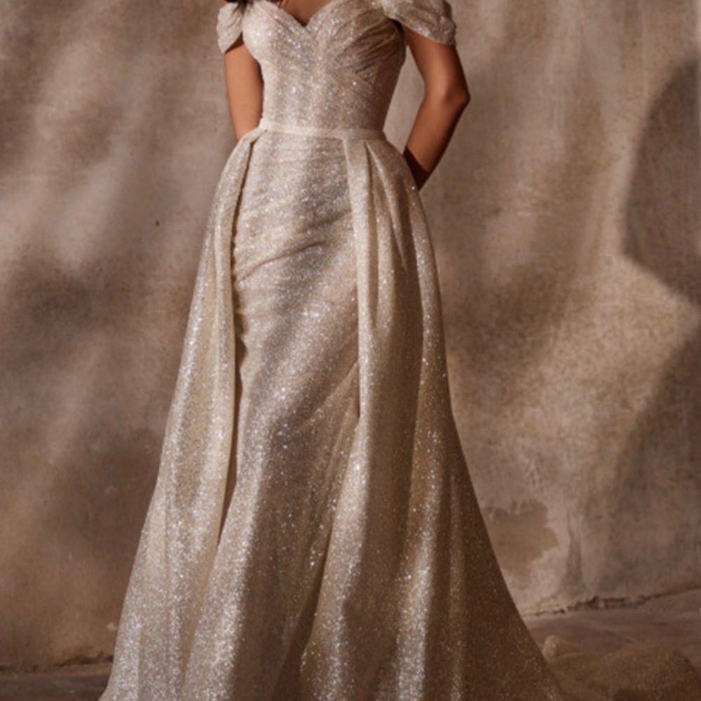 Elegant Glittering Evening Gown